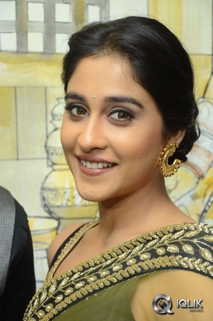 Regina-Cassandra-at-Vivaha-Bhojanambu-Restaurant-Launch